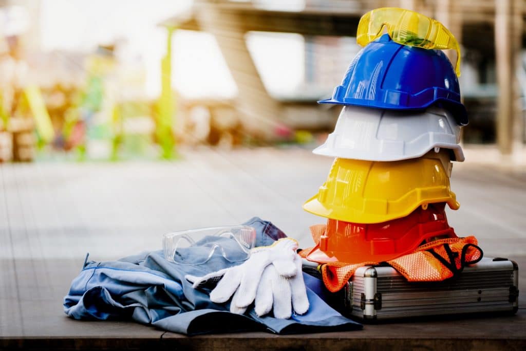 Construction Workers Hard Hats & Uniform | Workplace Injury Lawyers NYC | Gash & Associates, P.C.