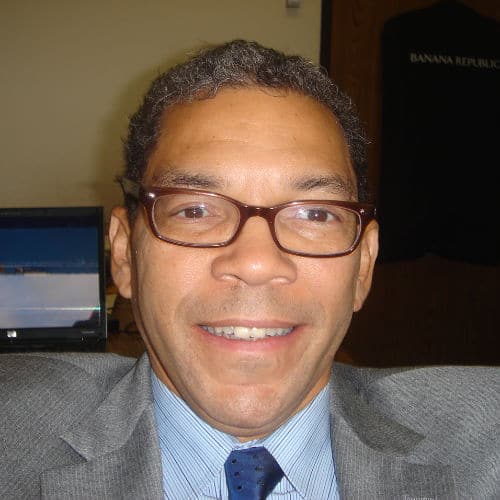 Larry Wallace, Esq. Corporate Photo | Personal Injury Law Firm in NYC | Gash & Associates, P.C.